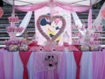 Στολισμός βάπτισης για κορίτσι με θέμα Minnie Mouse.