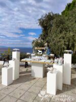 Στολισμός γάμου και βάπτισης με λευκά και χρυσά στοιχεία